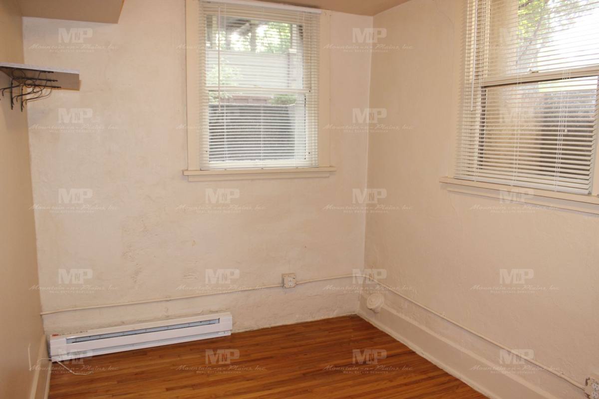 Townhouse for rent at 322 1 2 W Laurel St, Fort Collins, CO 80521
