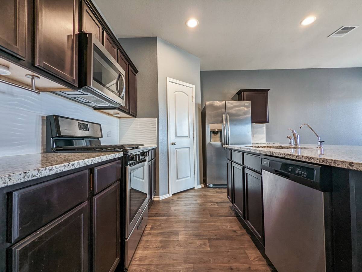 House for rent at 14541 Montclair Way, Magnolia, TX 77354