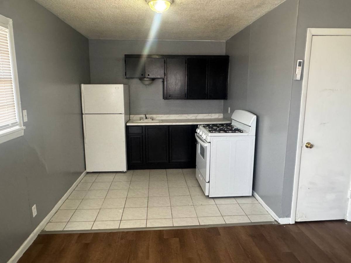 Apartment for rent at 611 N Mirror St, Amarillo, TX 79107