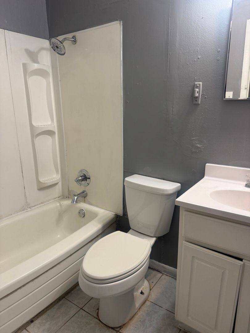 Apartment for rent at 611 N Mirror St, Amarillo, TX 79107