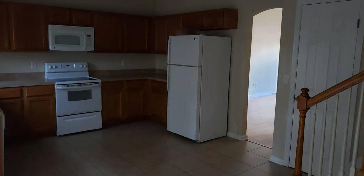 Apartment for rent at 6324 Kimberly Lane, Jacksonville, FL 32210