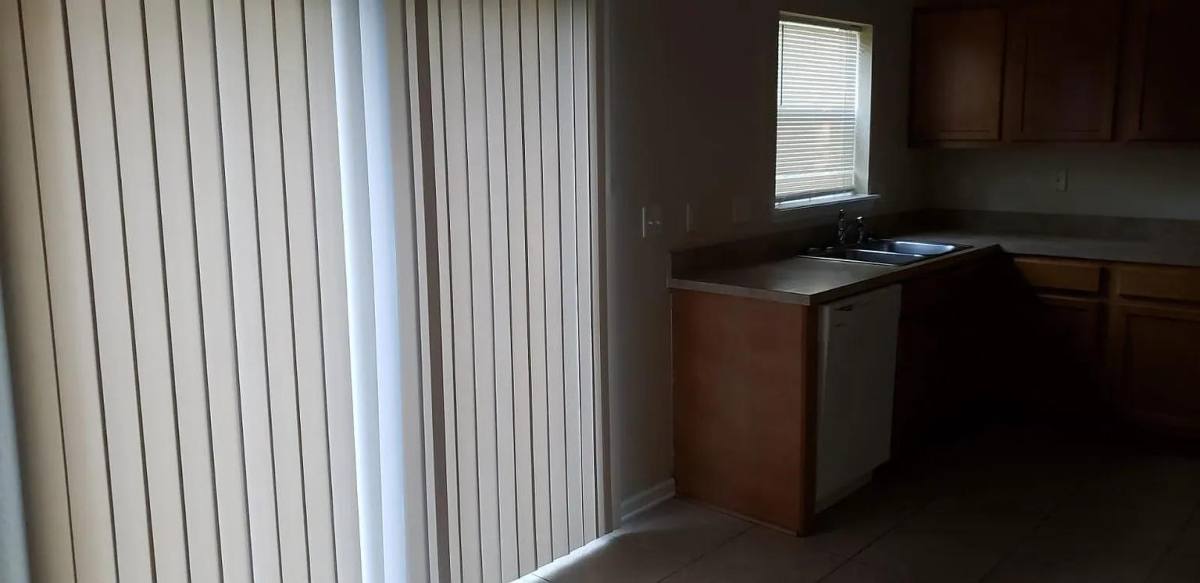 Apartment for rent at 6324 Kimberly Lane, Jacksonville, FL 32210