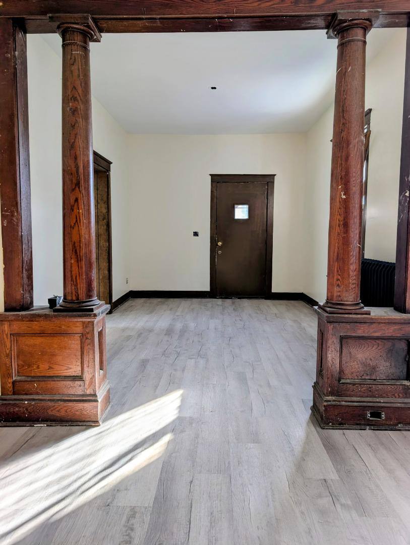 Apartment for rent at 524 Pennsylvania Ave #A, Elmira, NY 14904