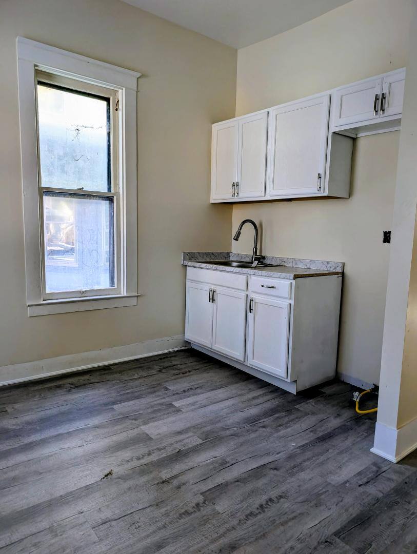 Apartment for rent at 524 Pennsylvania Ave #A, Elmira, NY 14904