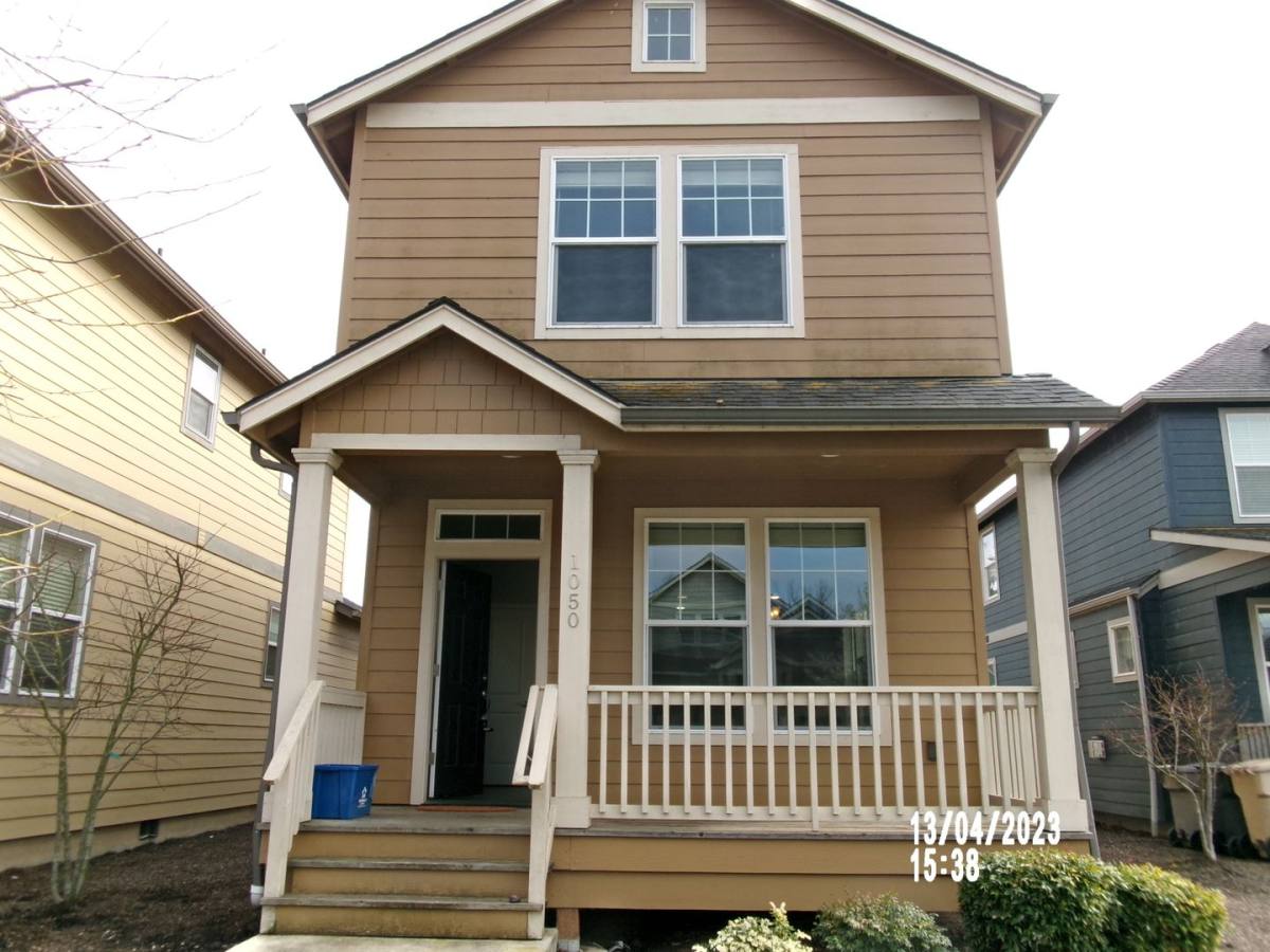 House for rent at 1050 Front Ave NE, Albany, OR 97321