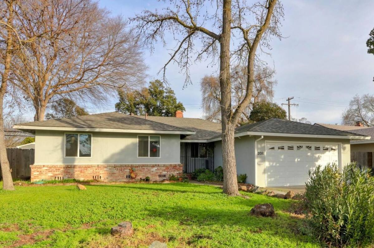 House for rent at 2081 Wakefield Way, Sacramento, CA 95822