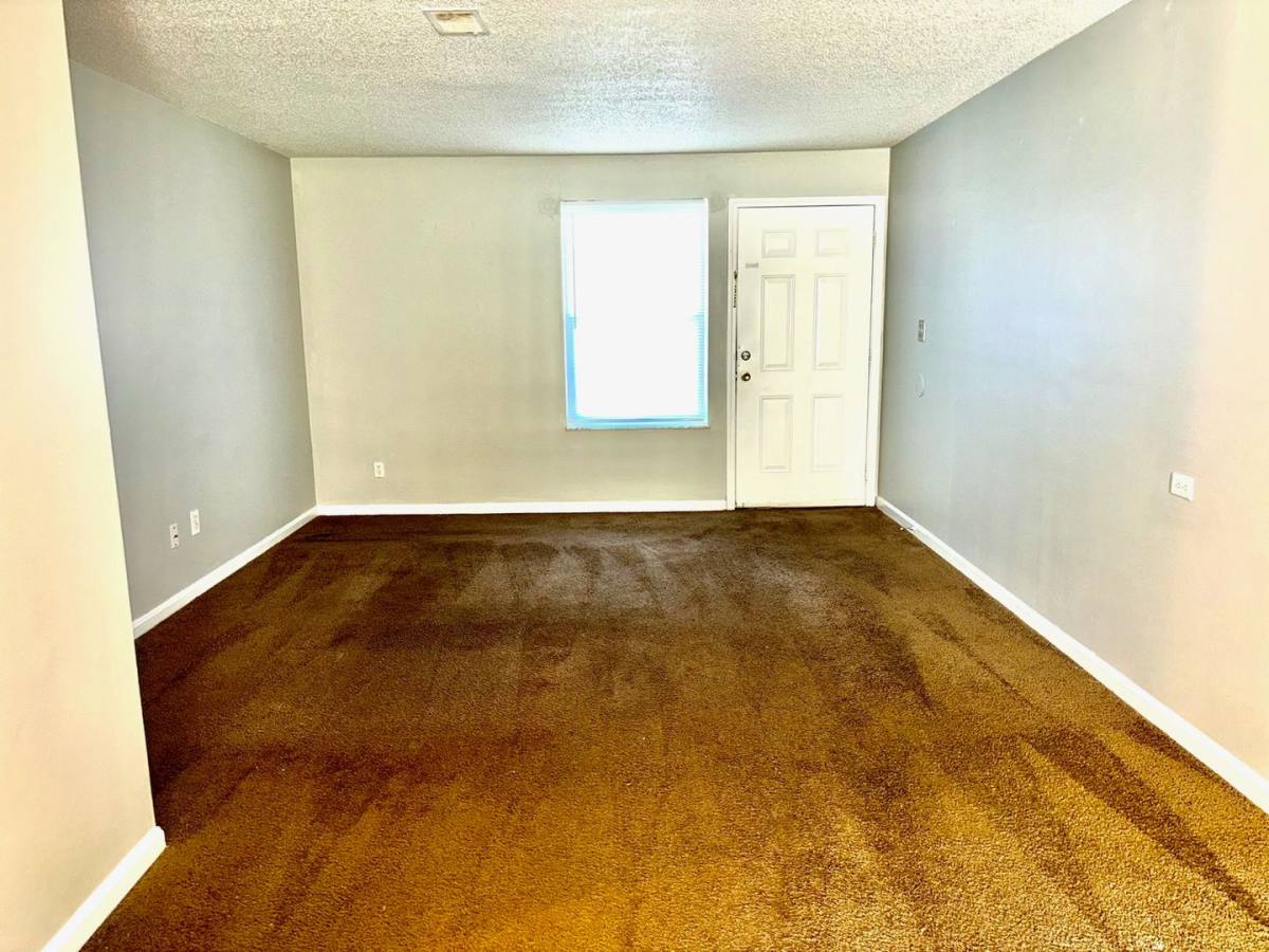 Townhouse for rent at 1519 Crums Lane, Louisville, KY 40216