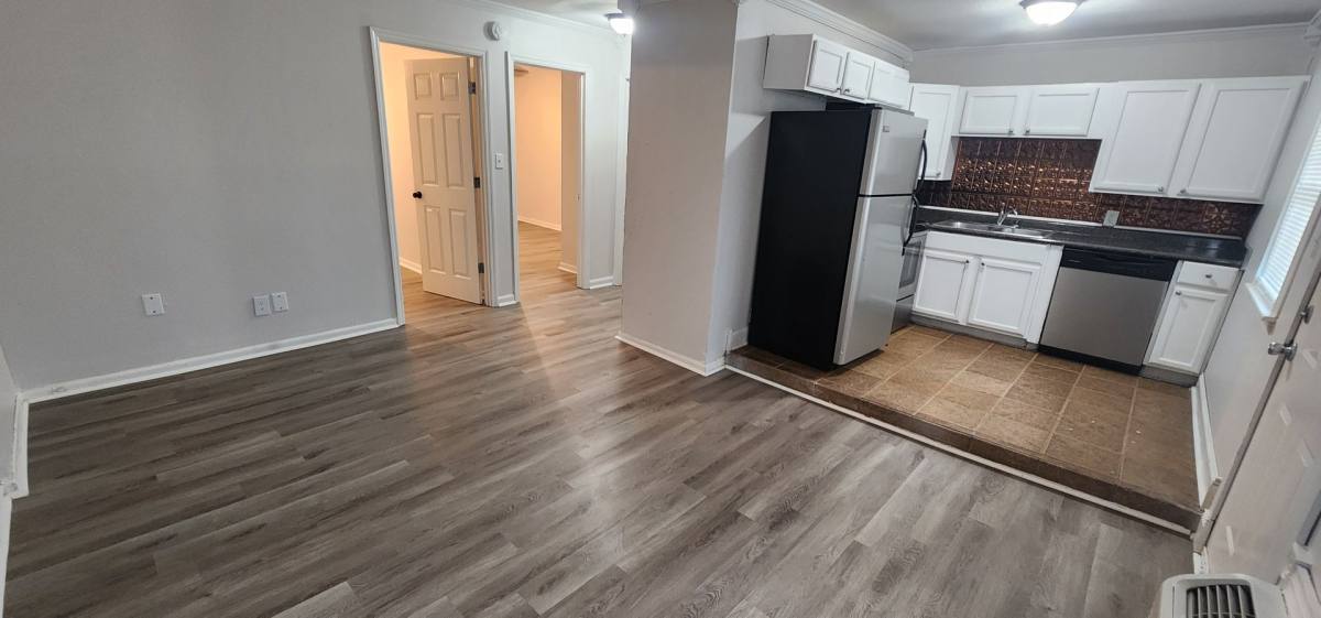 Apartment for rent at 1504 Oakwood Ave, Huntsville, AL 35811