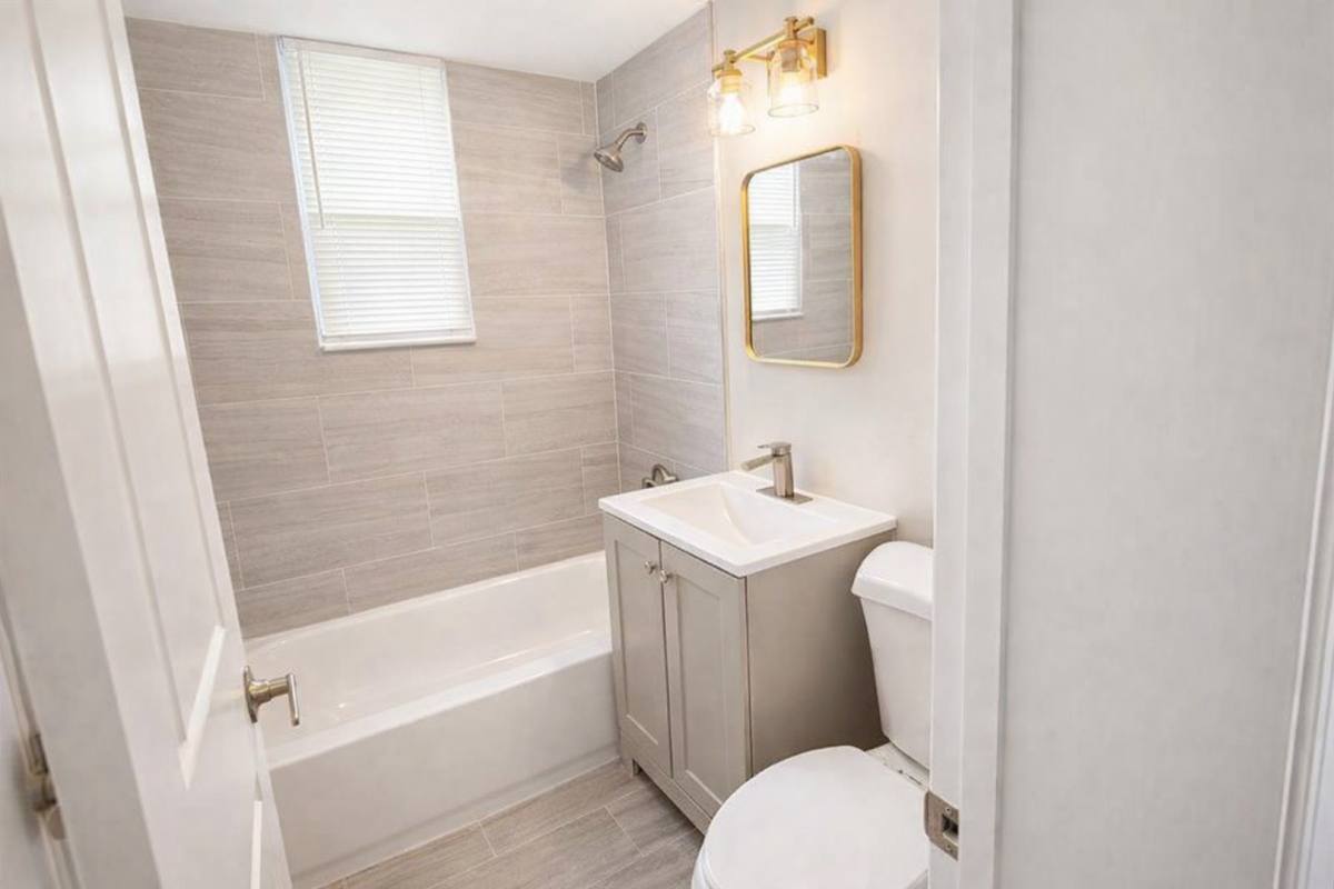 Condo for rent at 44 49th St SE, Washington, DC 20019