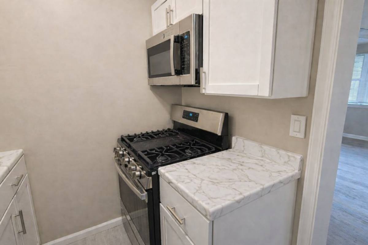 Condo for rent at 44 49th St SE, Washington, DC 20019