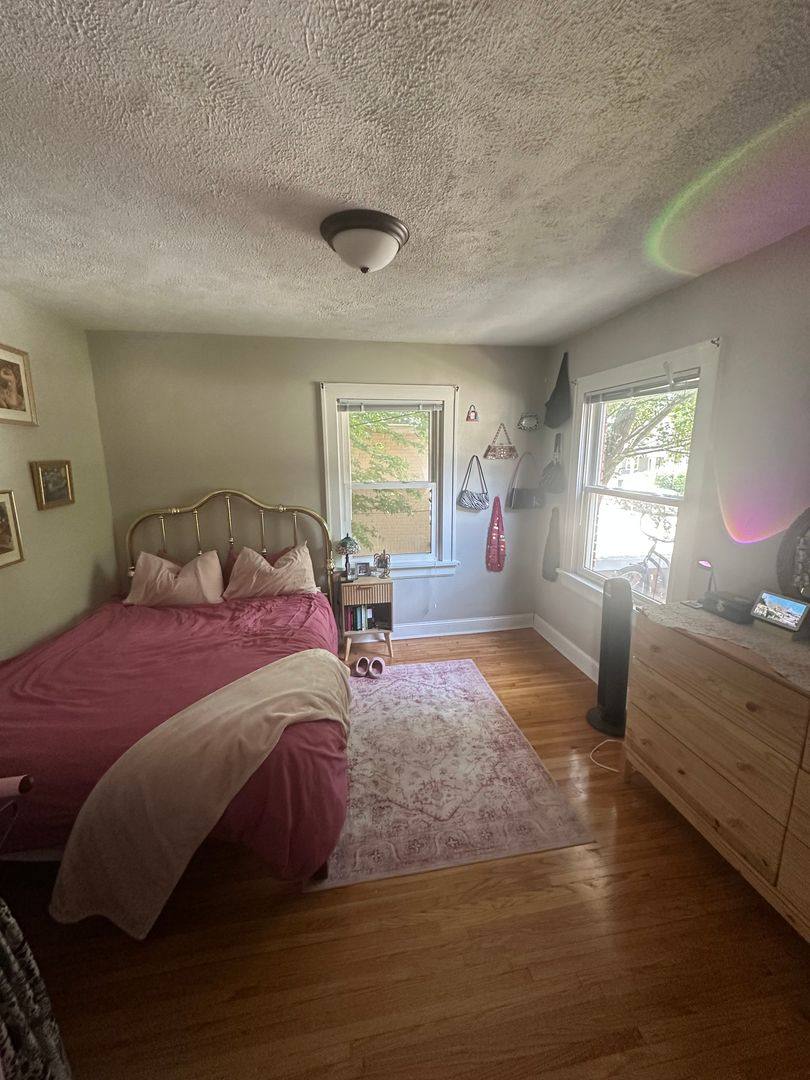 House for rent at 1001 E Loren St, Springfield, MO 65807