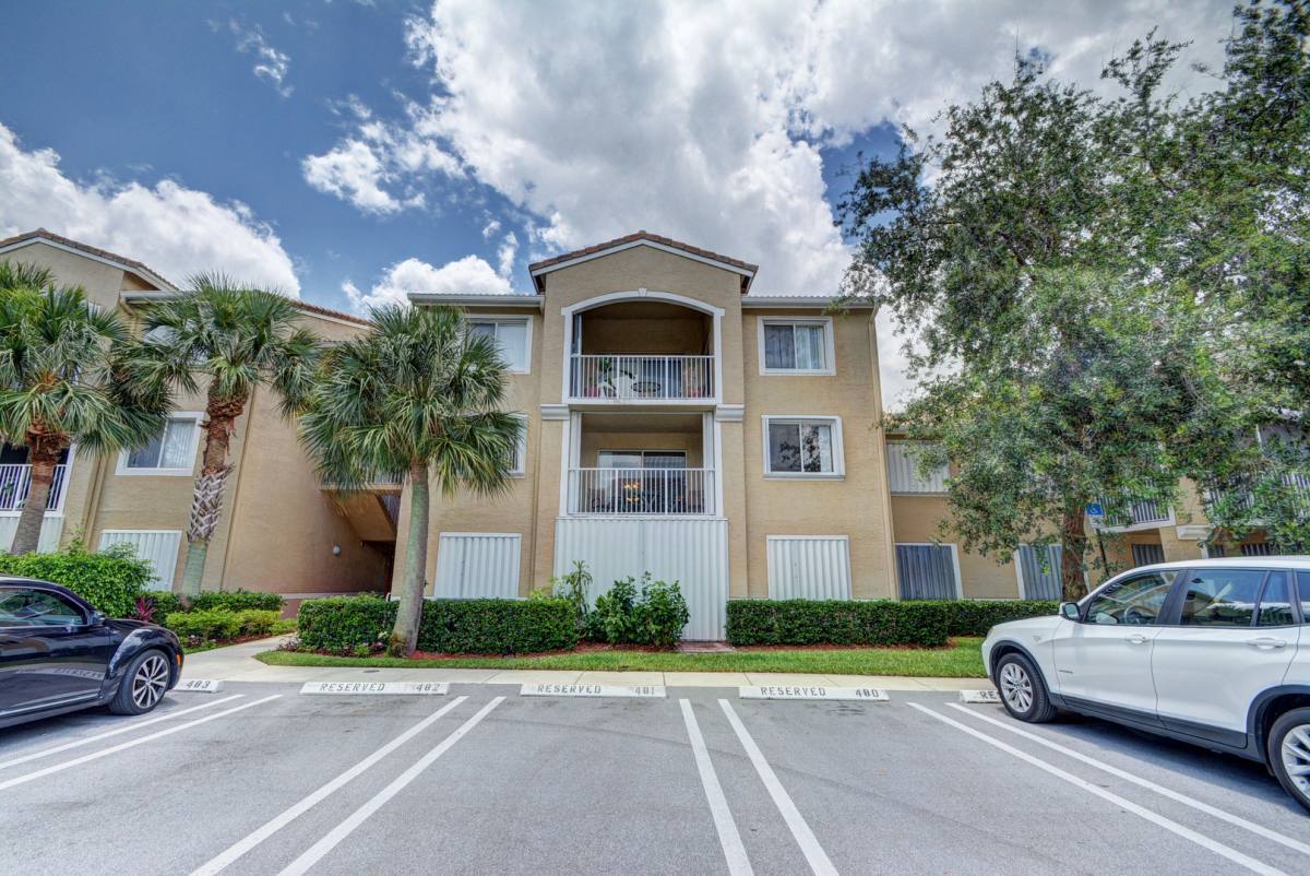 Apartment for rent at 278 Village Blvd, Jupiter, FL 33469