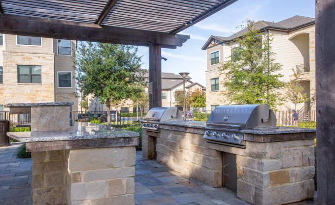 Apartment for rent at 12325 Shadow Creek Parkway #1292, Pearland, TX 77584