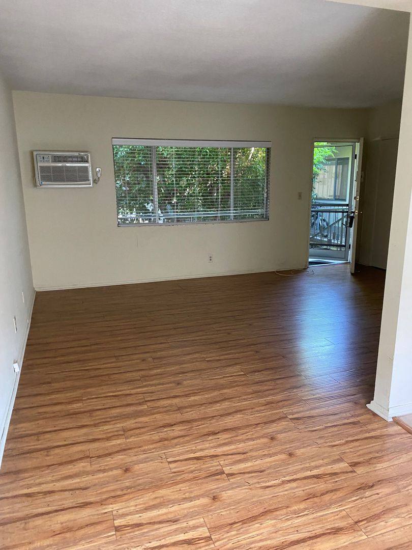 Apartment for rent at 501 S 7th St, Burbank, CA 91501