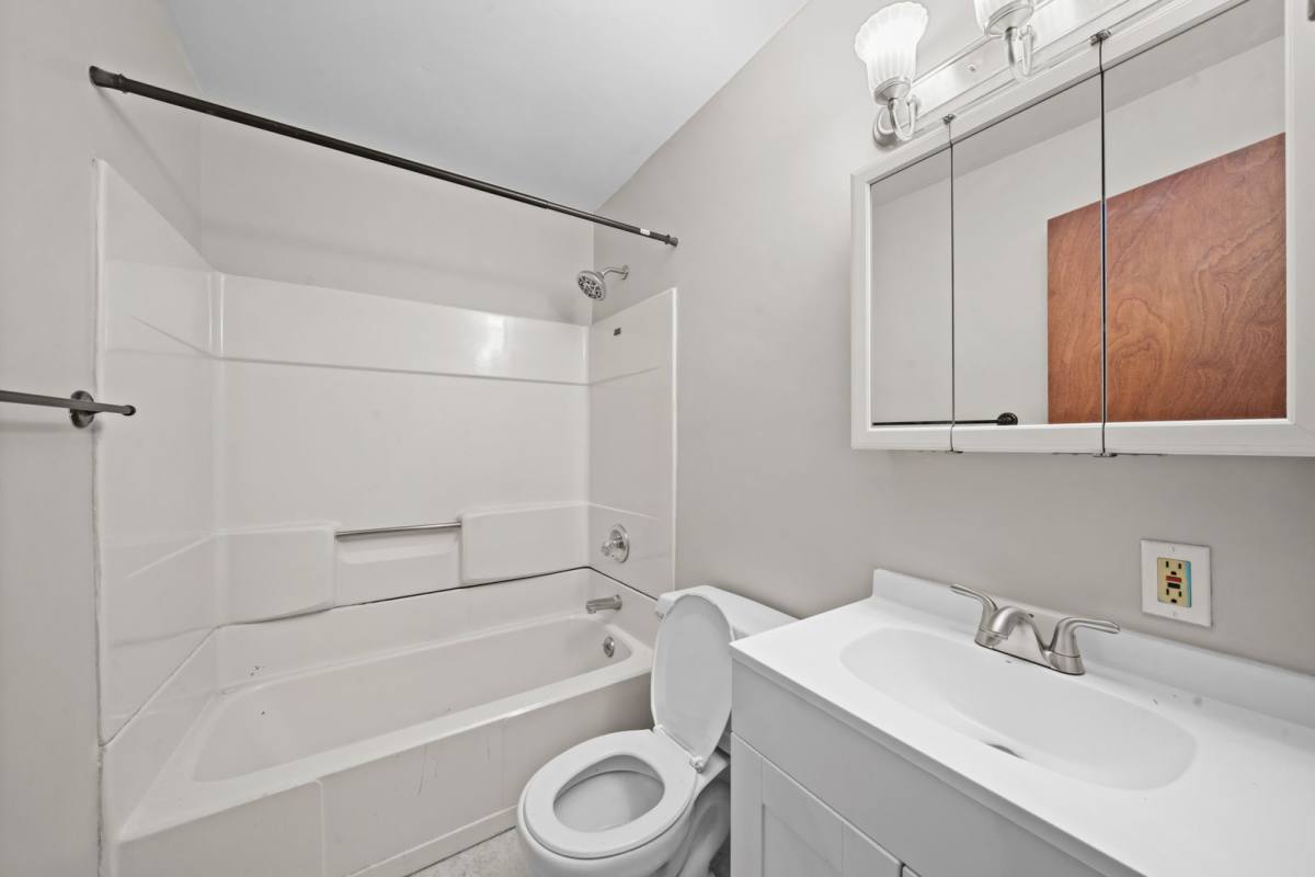 Apartment for rent at 1006 N 3rd St, Harrisburg, PA 17102