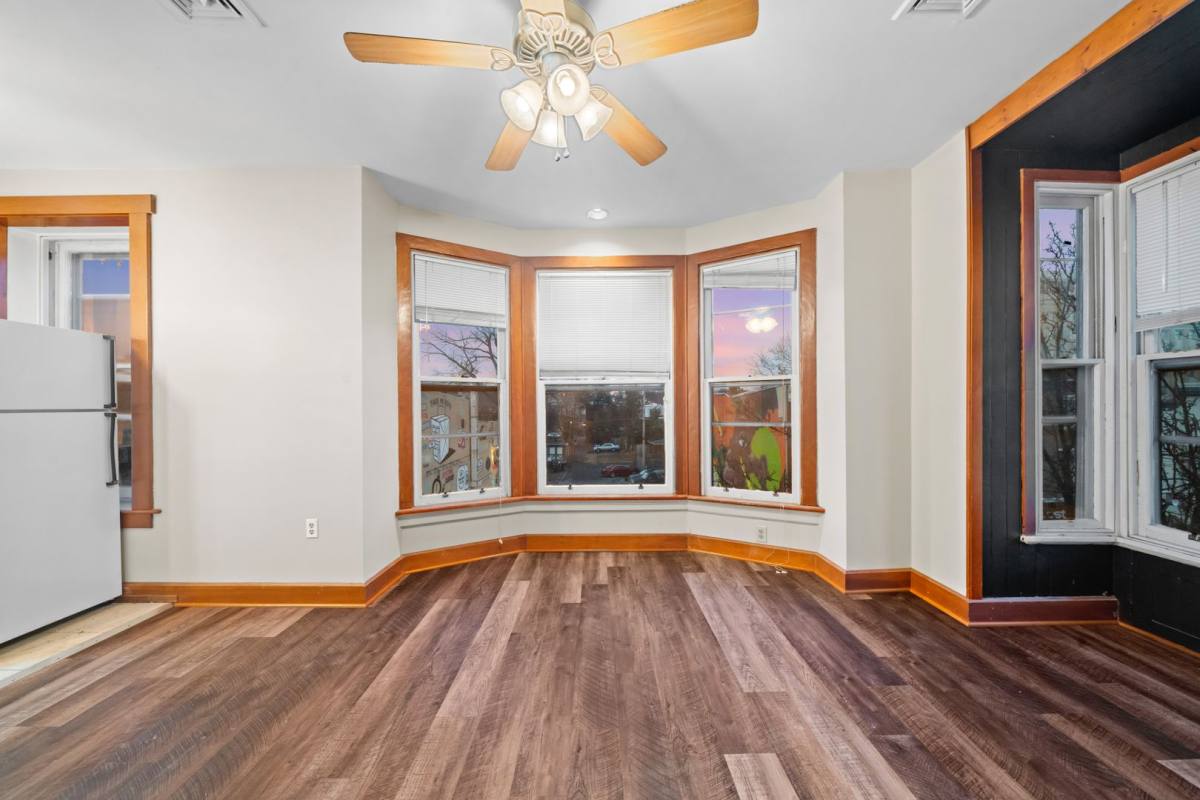 Apartment for rent at 1006 N 3rd St, Harrisburg, PA 17102