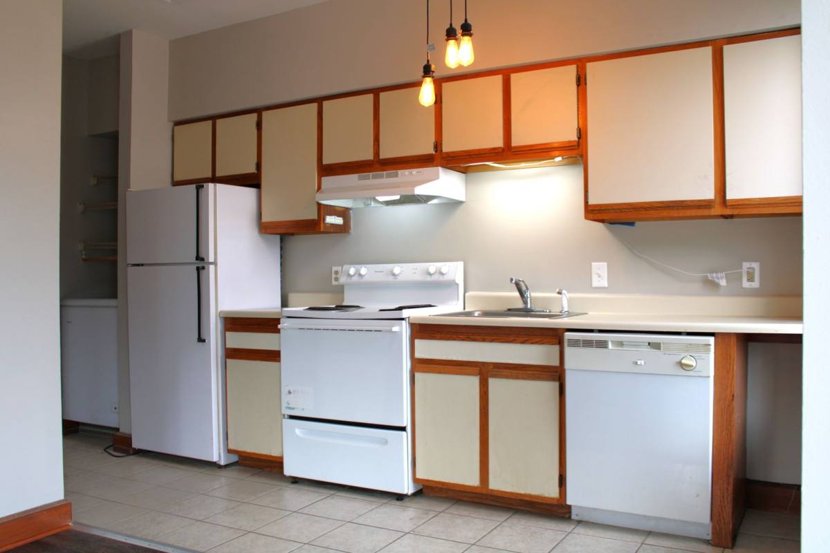Apartment for rent at 1006 N 3rd St, Harrisburg, PA 17102