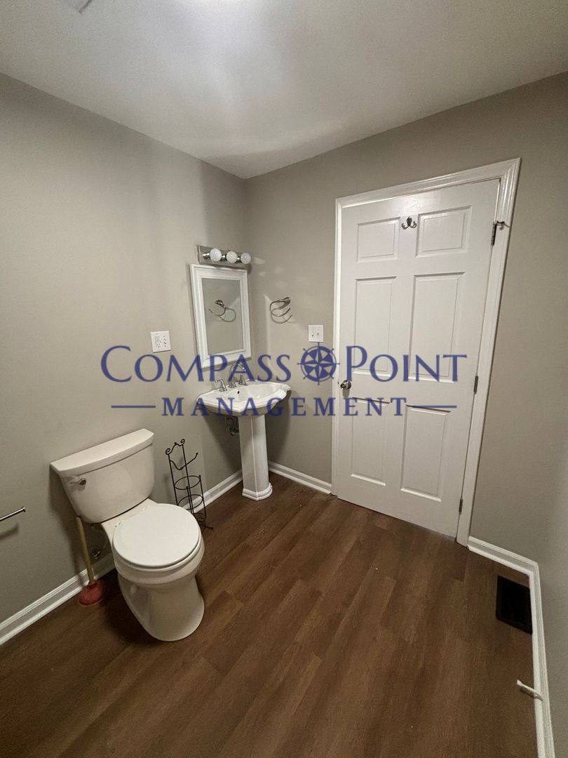 Apartment for rent at 170 E Loudon, Lexington, KY 40505