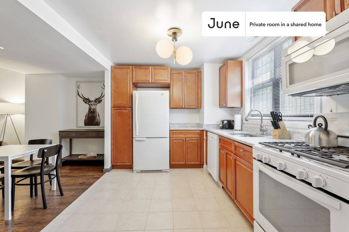 Apartment for rent at 1107 1 2 M St NW #BE, Washington, DC 20005