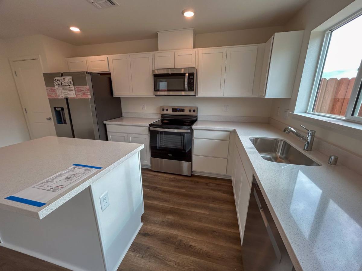 Apartment for rent at 847 Congaree Lane, Redding, CA 96001