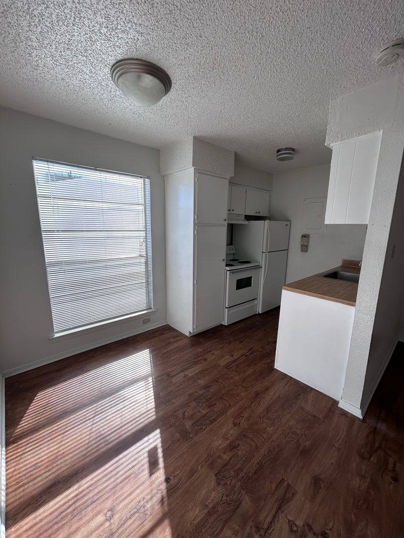 Apartment for rent at 2803 Hemphill Park, Austin, TX 78705
