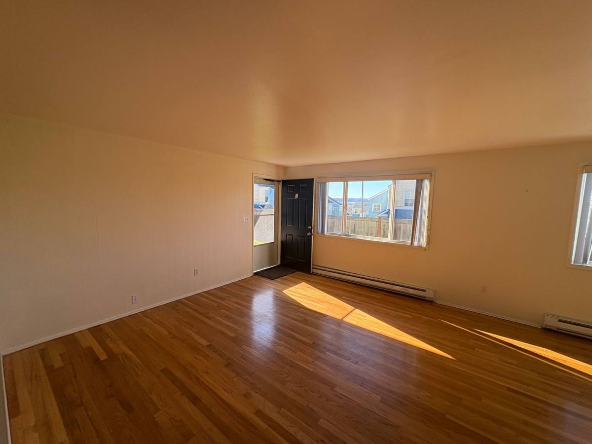 Apartment for rent at 27220 83rd Dr NW, Stanwood, WA 98292