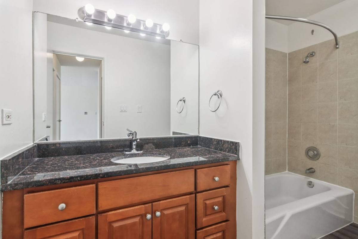 Apartment for rent at 906 Joliet Rd, La Grange, IL 60525