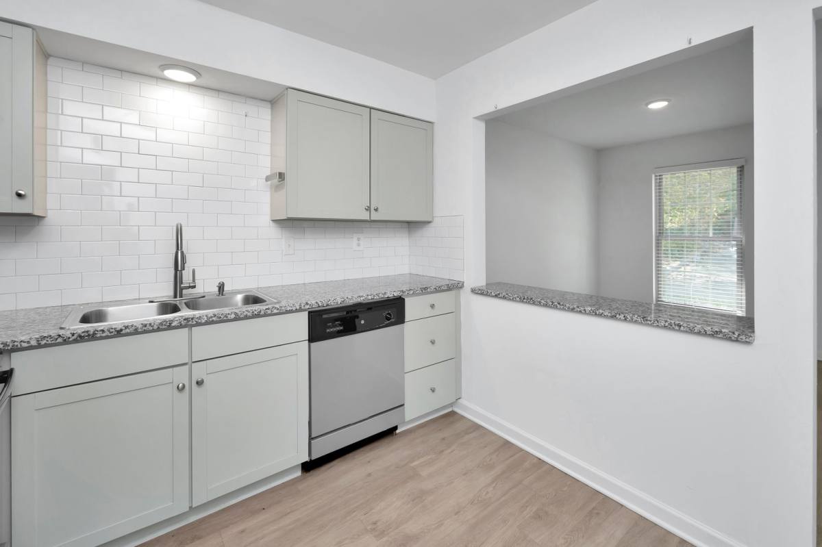 Apartment for rent at 1413 11th Place S, Birmingham, AL 35205