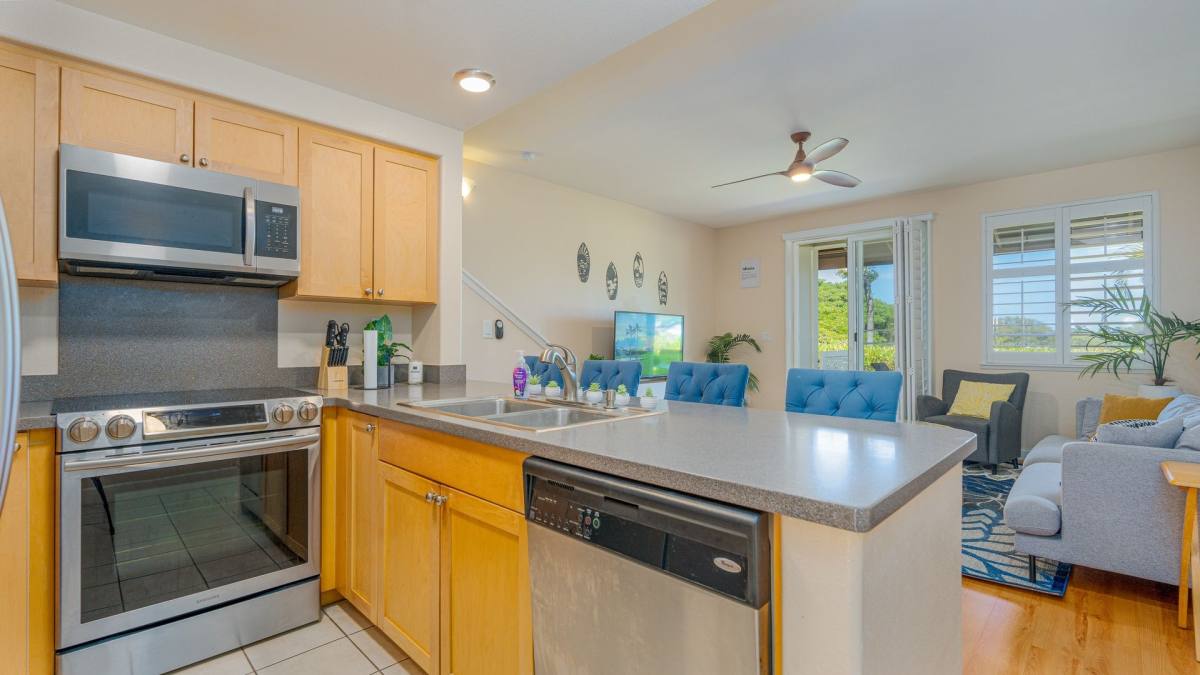 House for rent at 92-1496 Aliinui Dr, Kapolei, HI 96707