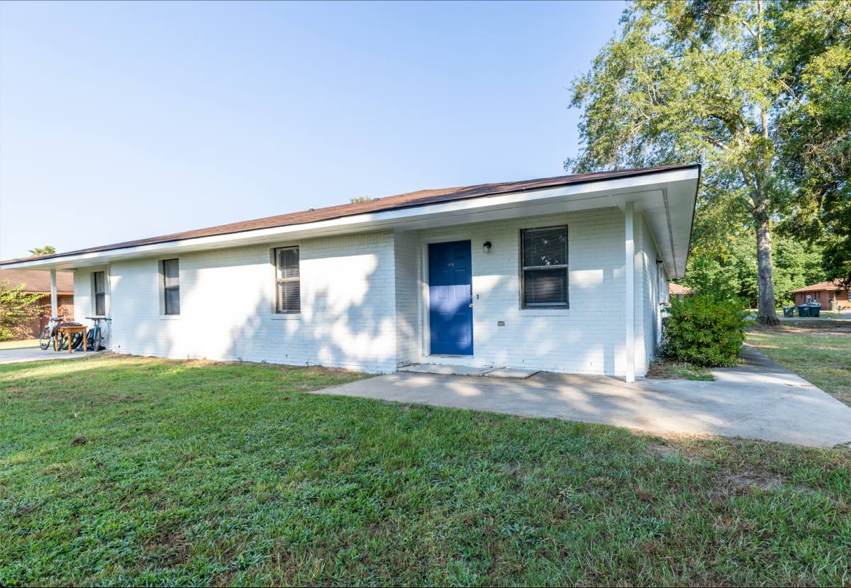 Apartment for rent at 308 Silkwood St, Orangeburg, SC 29115