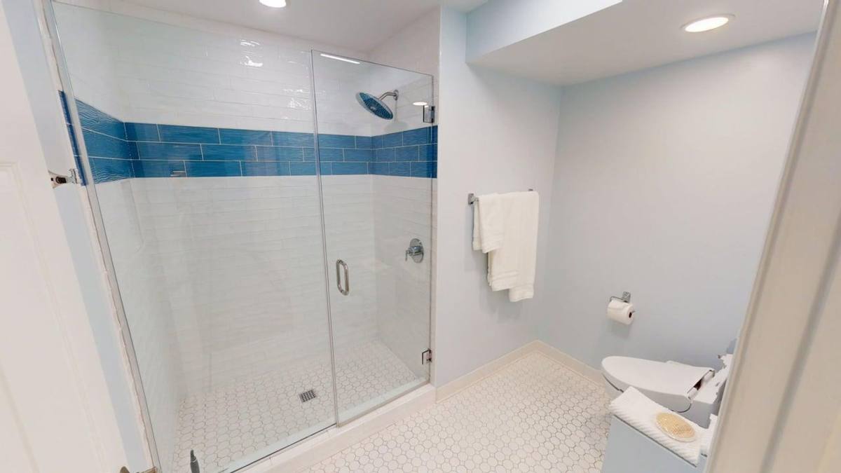 Apartment for rent at 1657 Glorietta Blvd, Coronado, CA 92118
