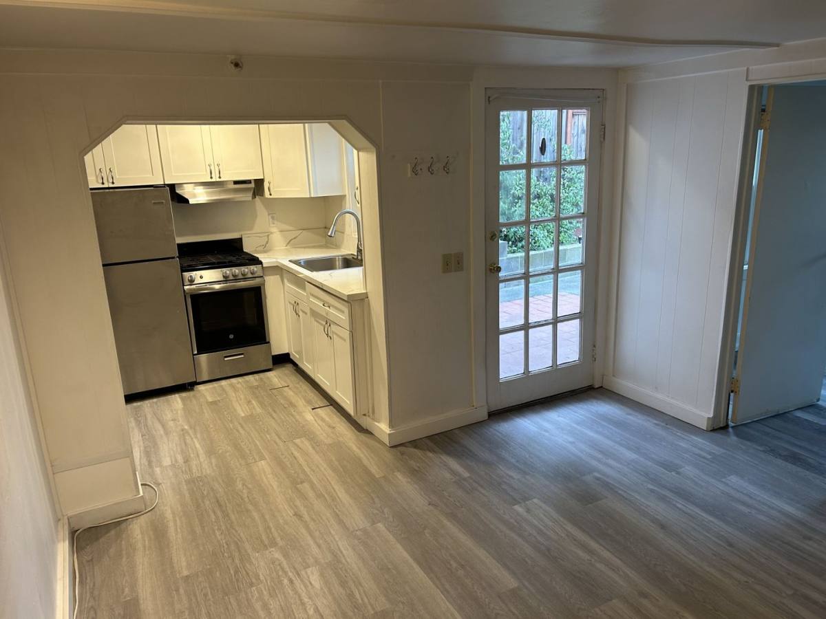 Apartment for rent at 15 7th St, Petaluma, CA 94952