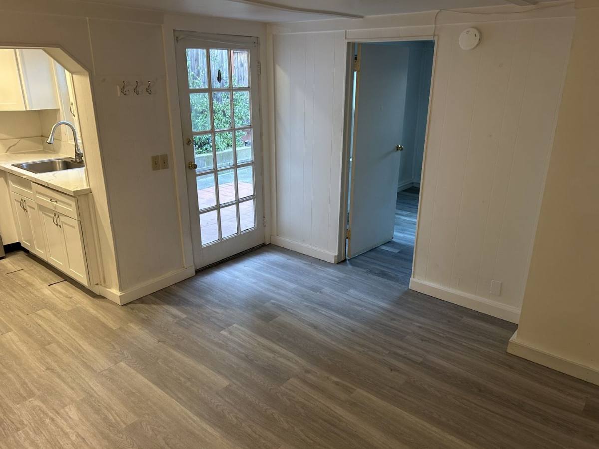 Apartment for rent at 15 7th St, Petaluma, CA 94952