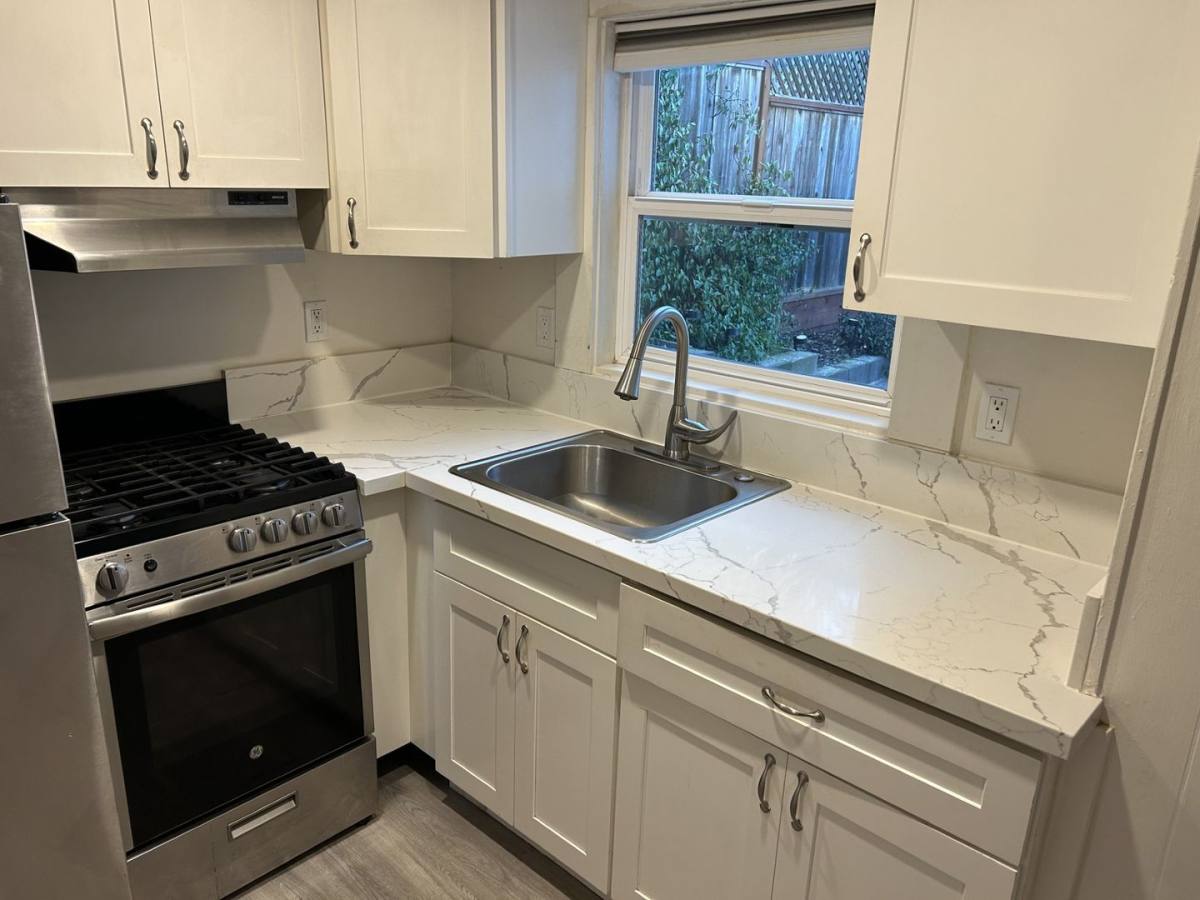Apartment for rent at 15 7th St, Petaluma, CA 94952