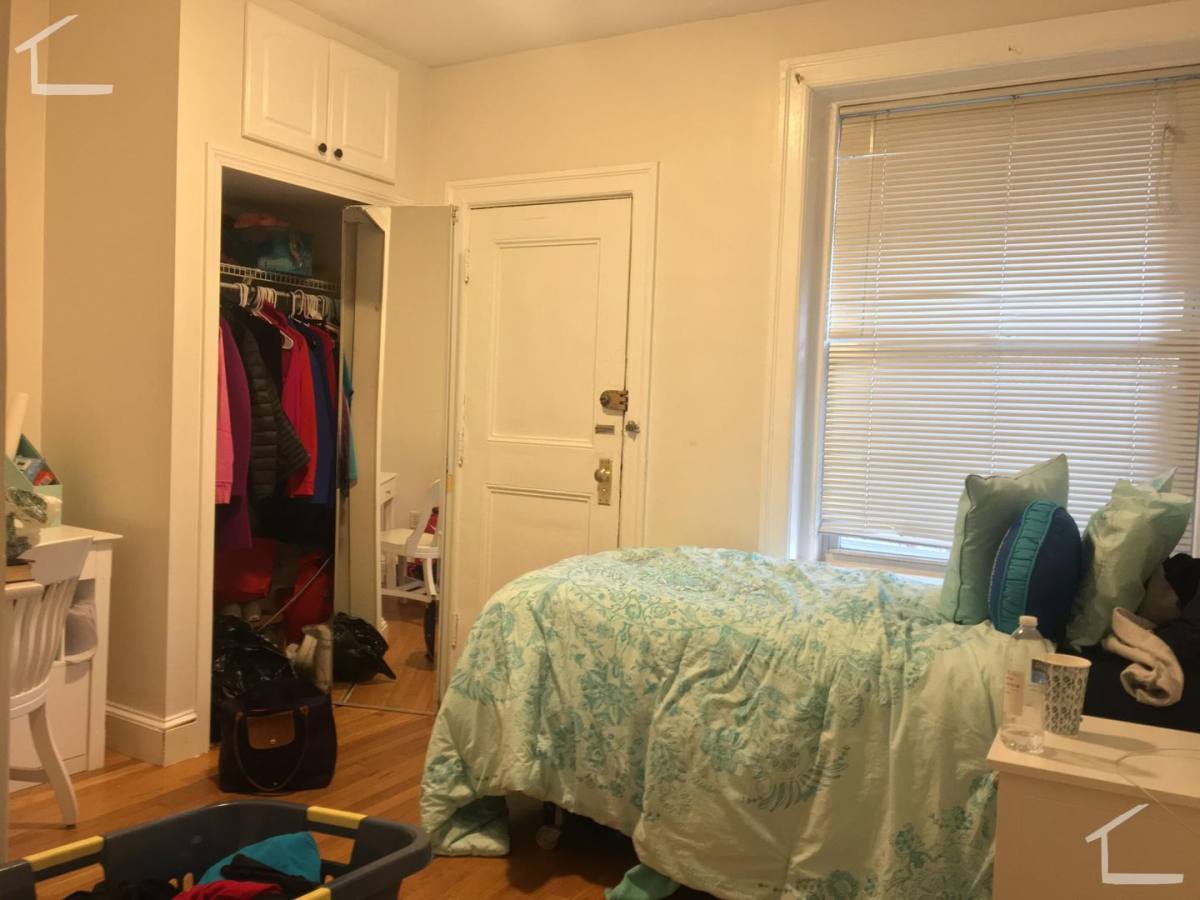 Apartment for rent at 73 Thatcher St, Brookline, MA 02446