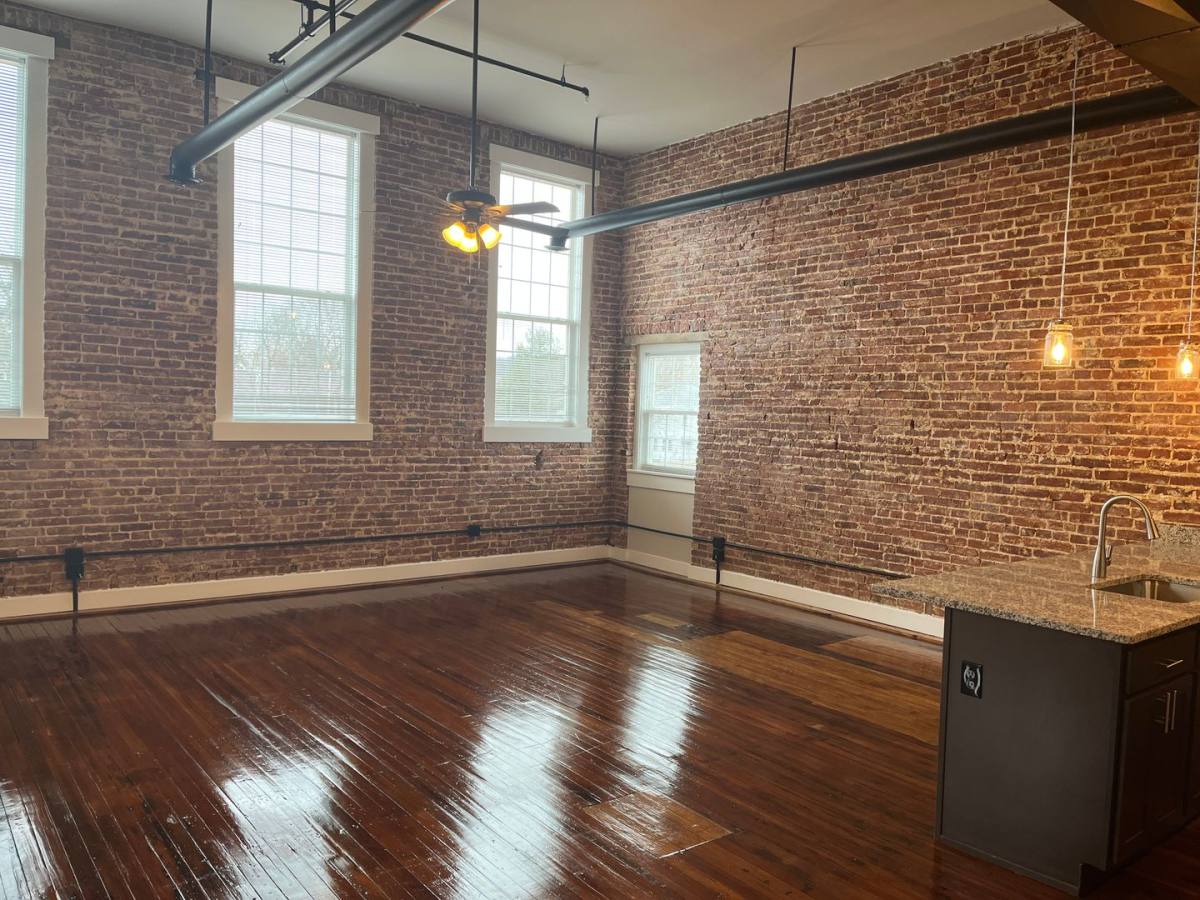 Apartment for rent at 91 S 3rd St, Mount Wolf, PA 17347