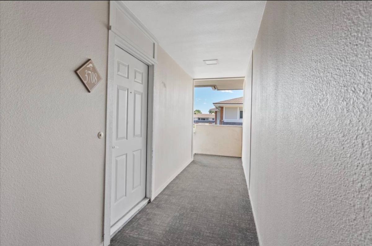Condo for rent at 669 Oakmont Ave, Las Vegas, NV 89109