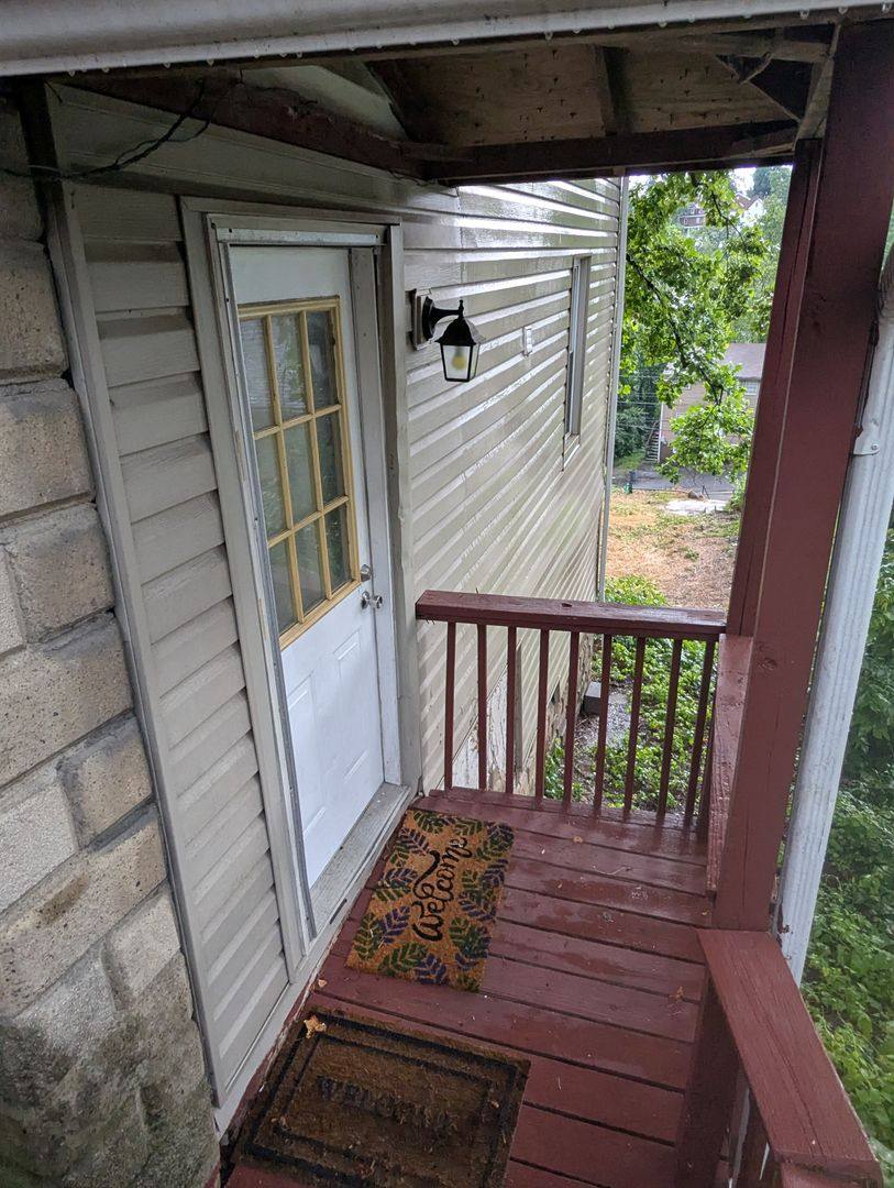 Apartment for rent at 759 Battelle Ave, Morgantown, WV 26505
