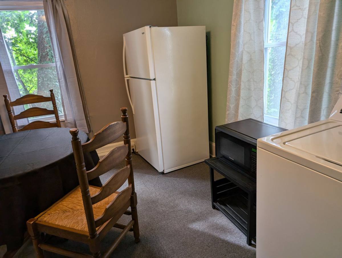Apartment for rent at 759 Battelle Ave, Morgantown, WV 26505