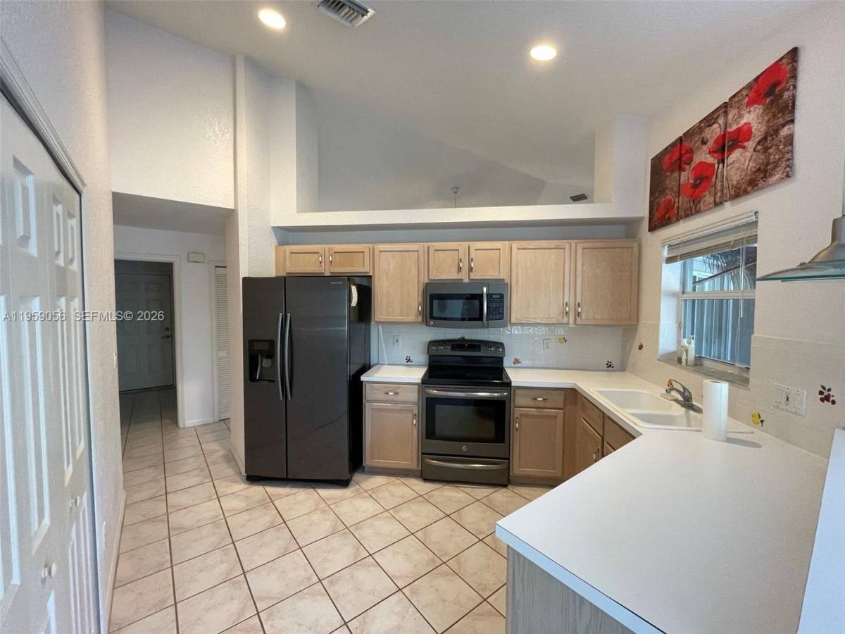 House for rent at 2710 Augusta Dr, Homestead, FL 33035