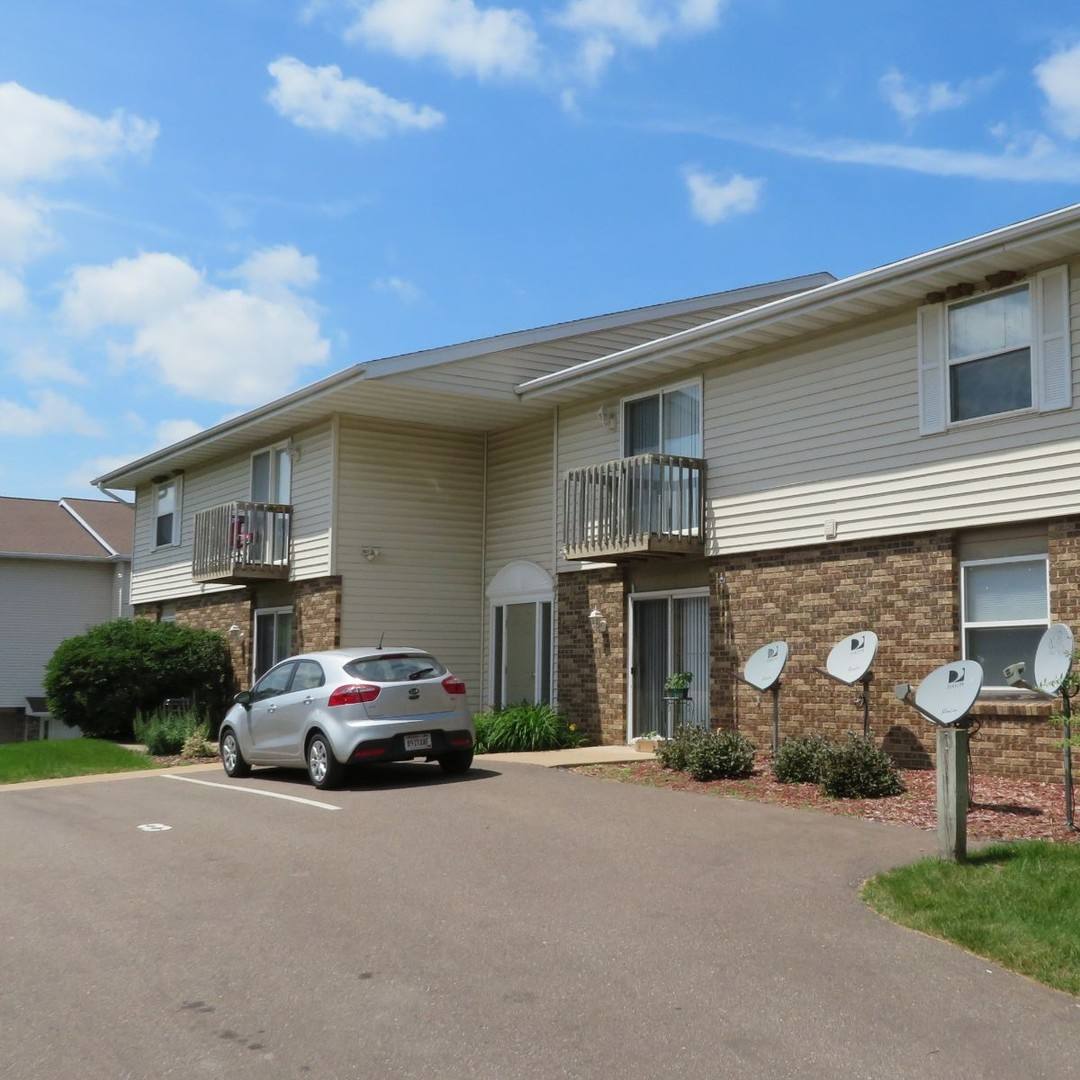 Apartment for rent at 4908 Coventry Court, Eau Claire, WI 54701