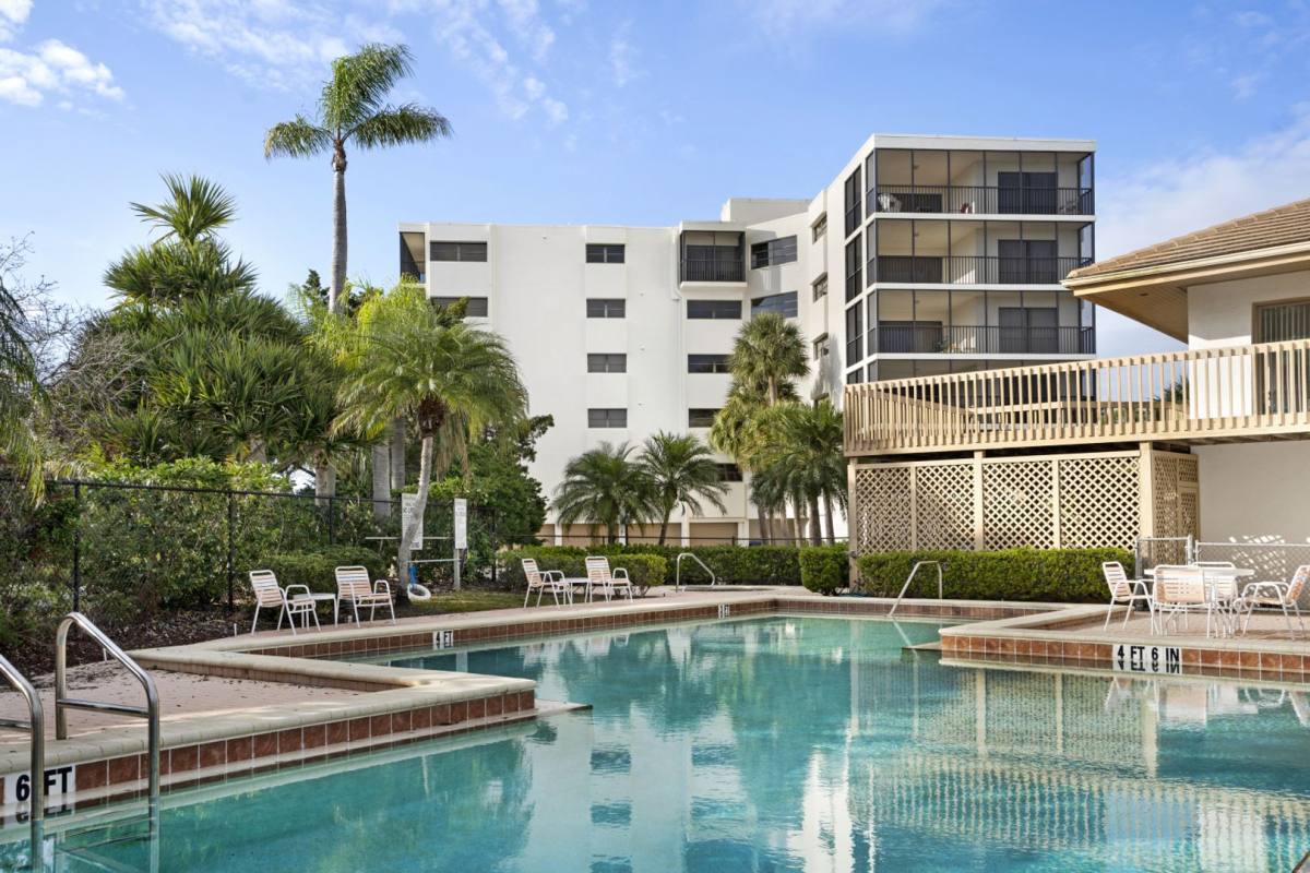 Condo for rent at 2090 S Tamiami Tr, Osprey, FL 34229