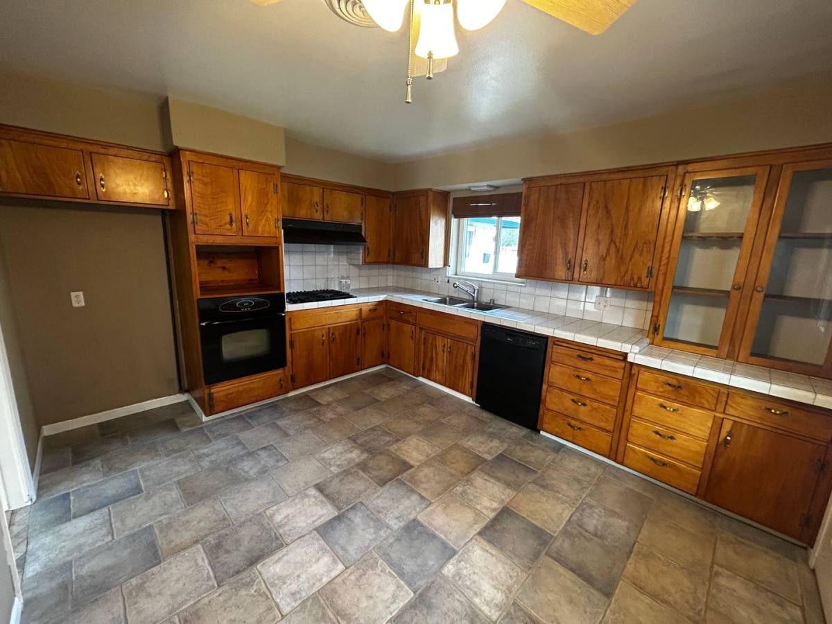 House for rent at 253 Leeward Ave, Pismo Beach, CA 93449