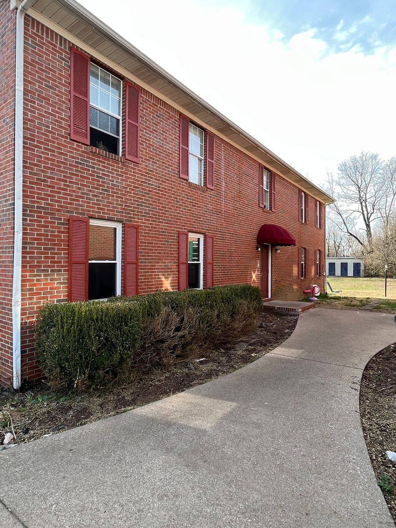 Apartment for rent at 100 Amy Ave, Bowling Green, KY 42101