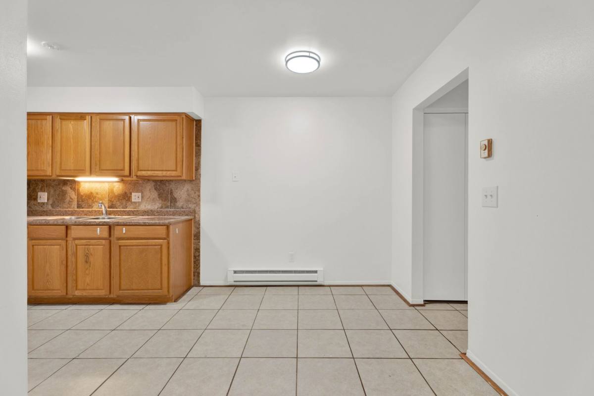 Apartment for rent at 48770 Shelby Rd, Utica, MI 48317