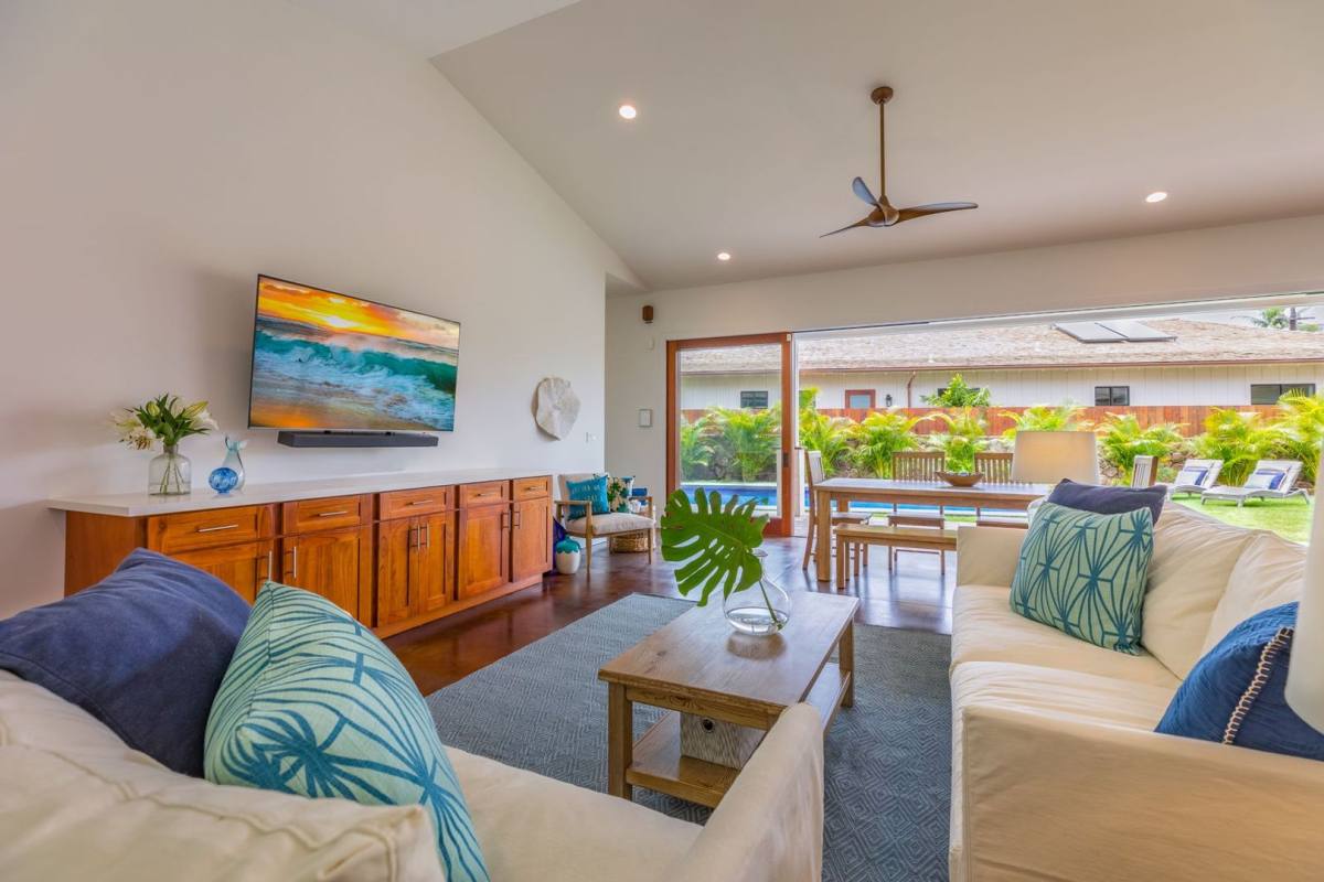 House for rent at 154 Mokumanu Dr, Kailua, HI 96734