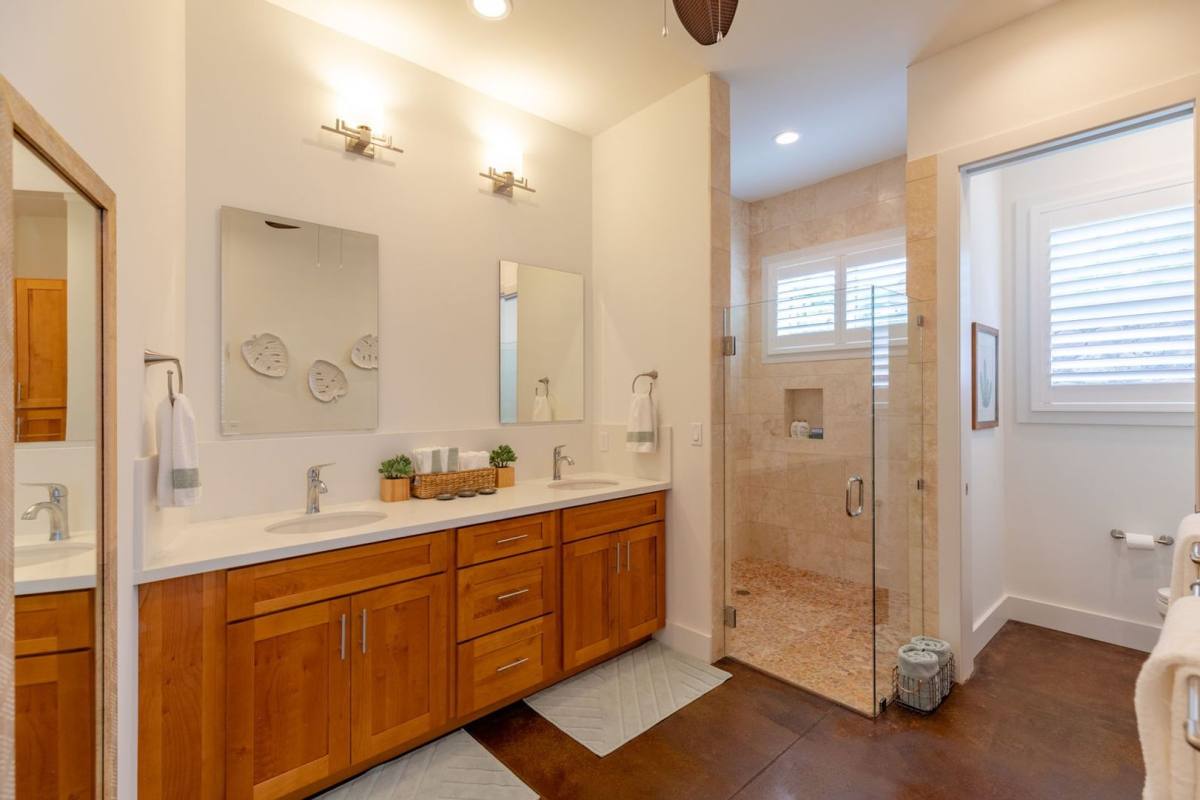 House for rent at 154 Mokumanu Dr, Kailua, HI 96734