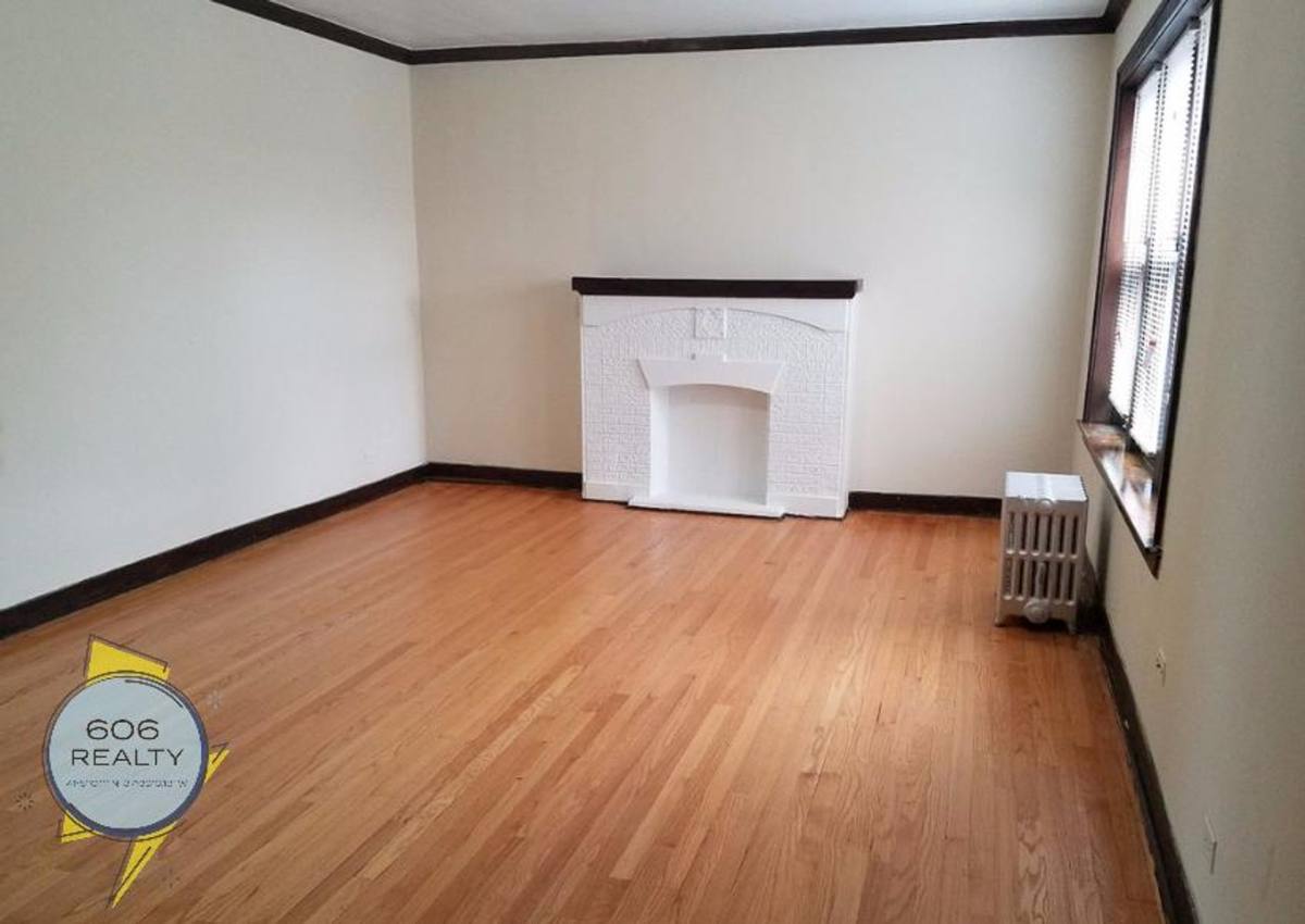Apartment for rent at 1943 Wesley Ave, Berwyn, IL 60402