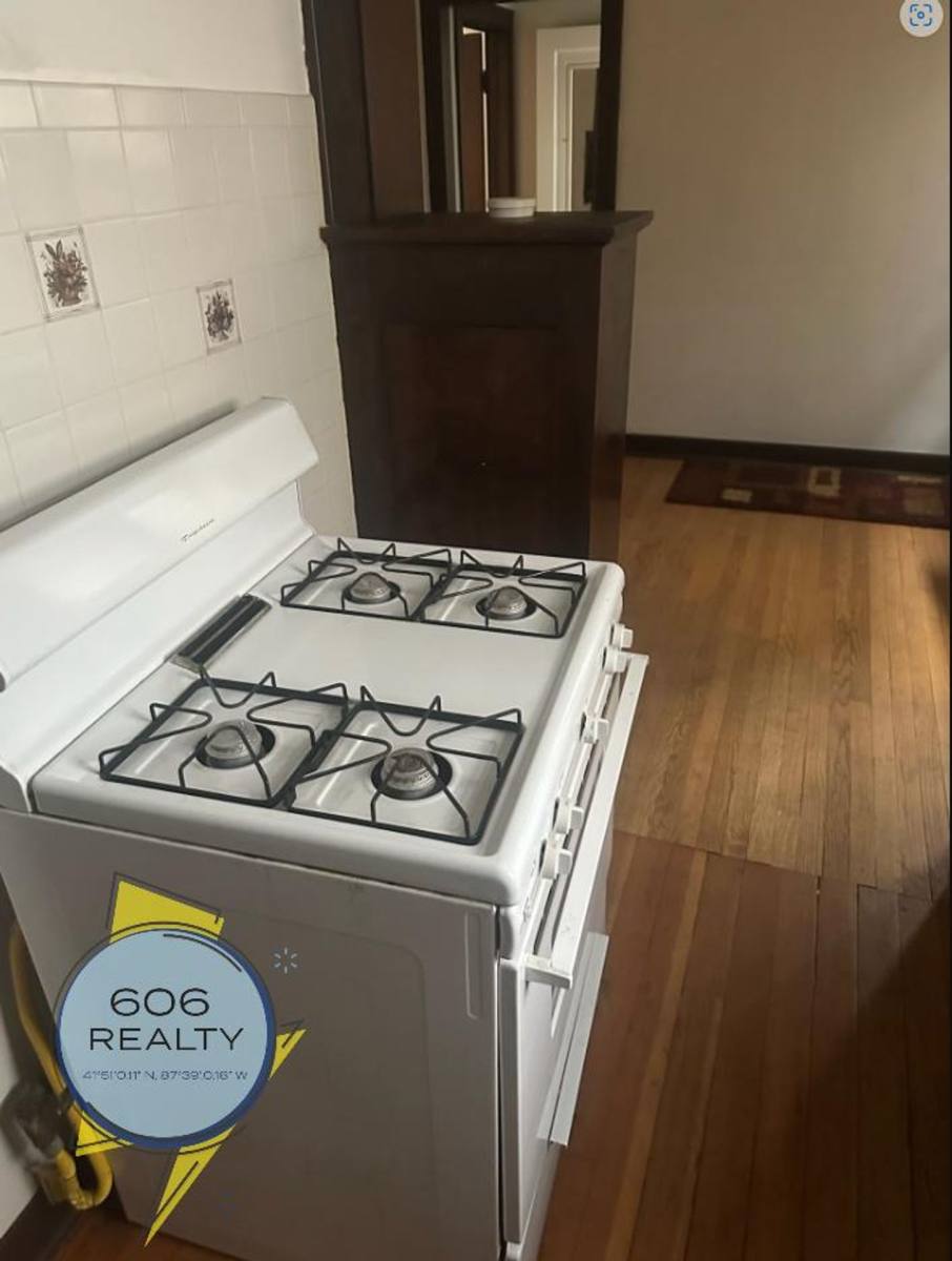 Apartment for rent at 1943 Wesley Ave, Berwyn, IL 60402