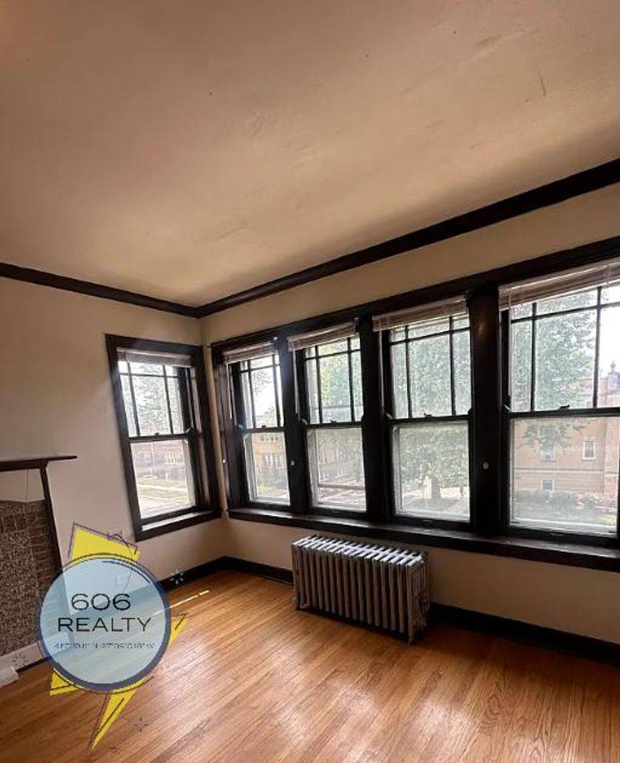 Apartment for rent at 1943 Wesley Ave, Berwyn, IL 60402